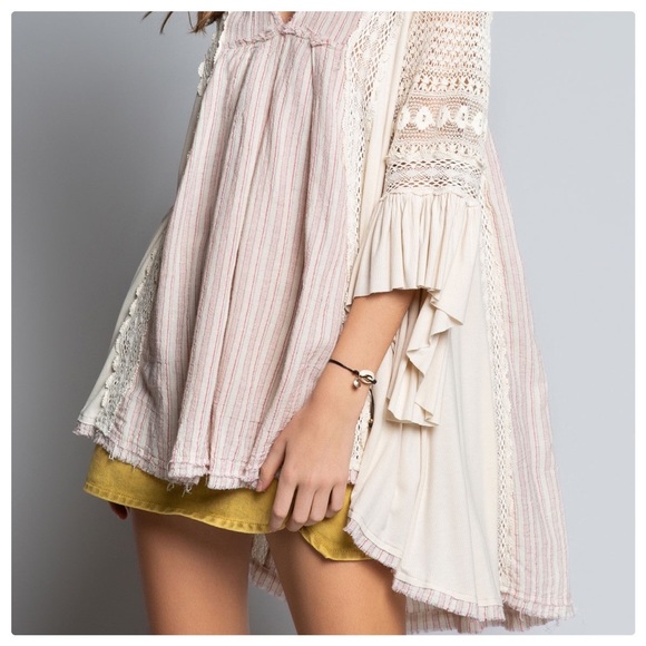 Casablanca Eye Catcher Linen Tunic Top - Picture 4 of 10